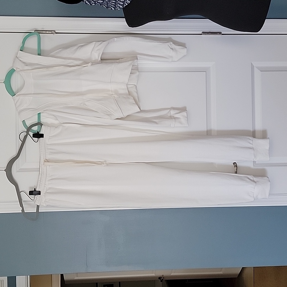 Women's Cream Hoodie Hot & Delicious Sweatsuit